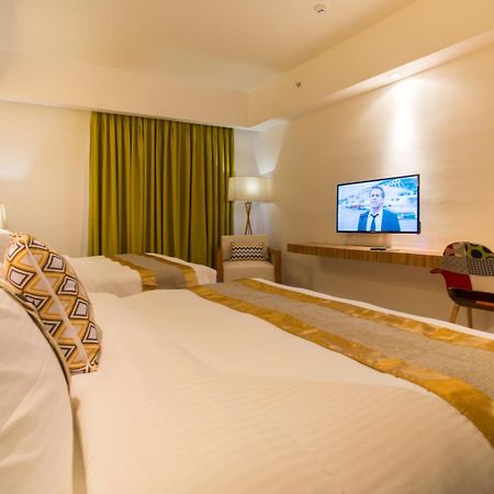 Ferra Hotel And Garden Suites Balabag  Εξωτερικό φωτογραφία