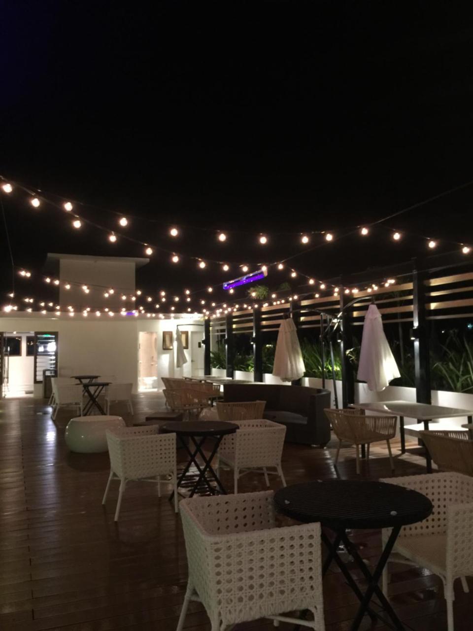 Ferra Hotel And Garden Suites Balabag  Εξωτερικό φωτογραφία