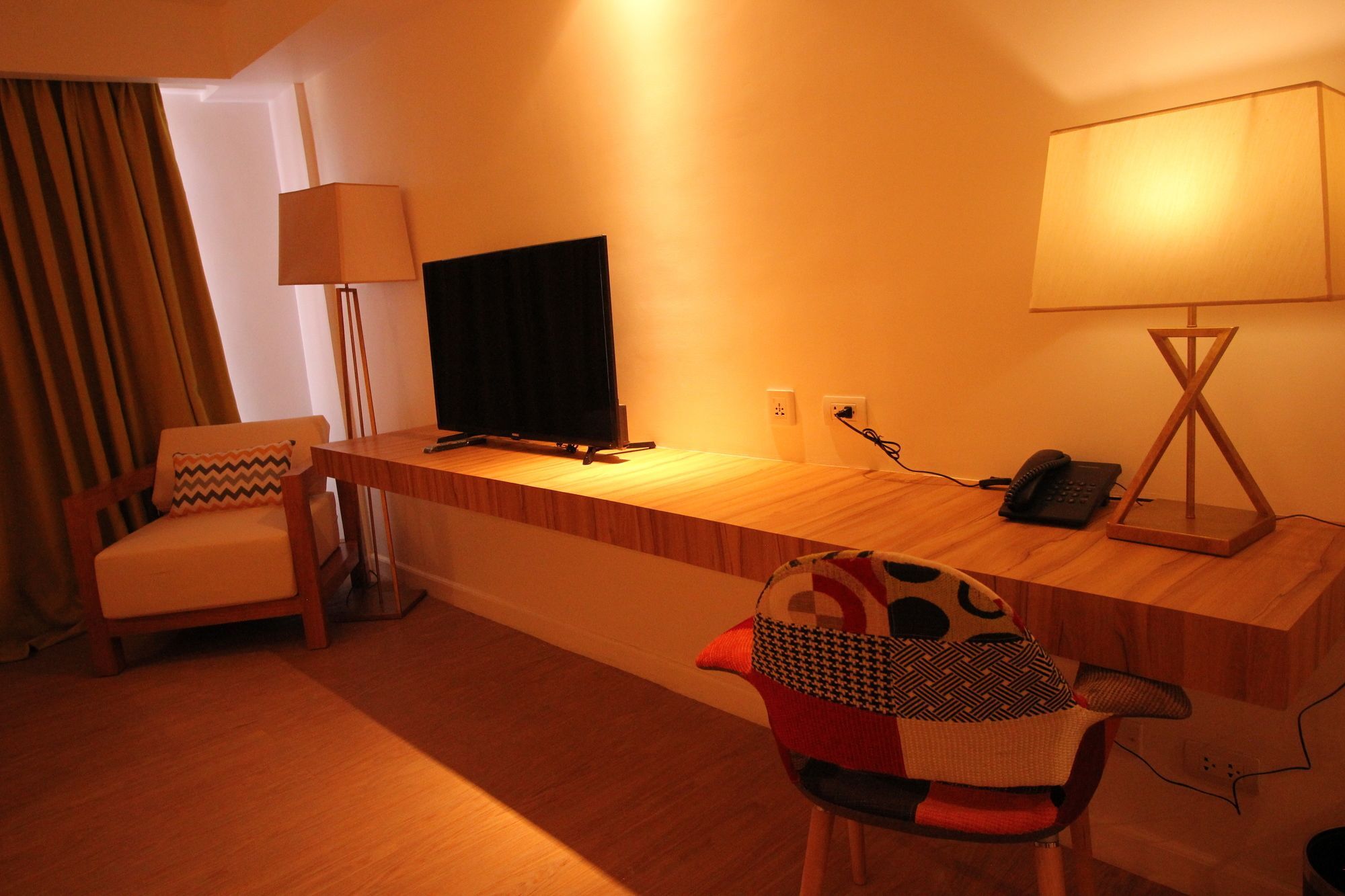 Ferra Hotel And Garden Suites Balabag  Εξωτερικό φωτογραφία